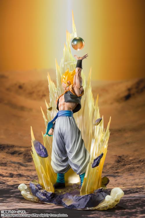 Dragon Ball Z: Fusion Reborn FiguartsZERO Extra Battle Super Saiyan Gogeta SDCC 2023 Event Exclusive